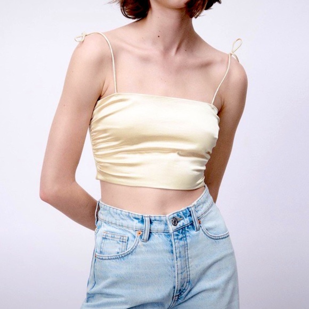 NEW w/o tags. ZARA. Small. Crop top. Baby yellow/ Champagne. Sateen effect.